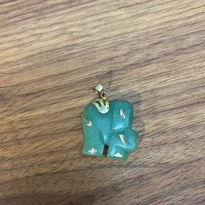 Green Elephant Pendant for necklace and 🍀 luck